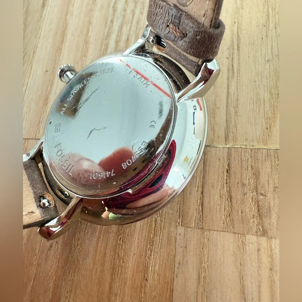 NEW Fossil ladies stainless steel brown tan leather classic watch NEW BATTERY